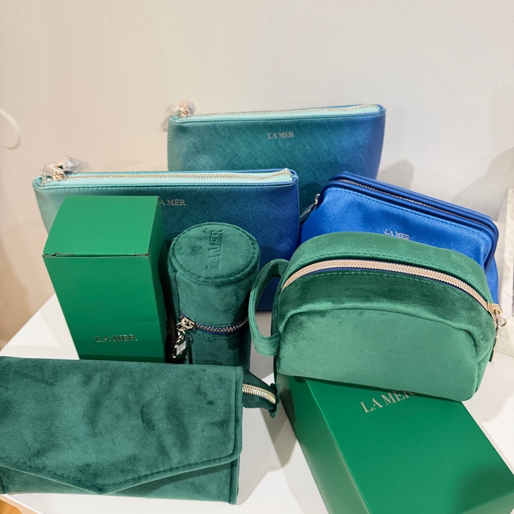 La Mer cosmetic bags Set